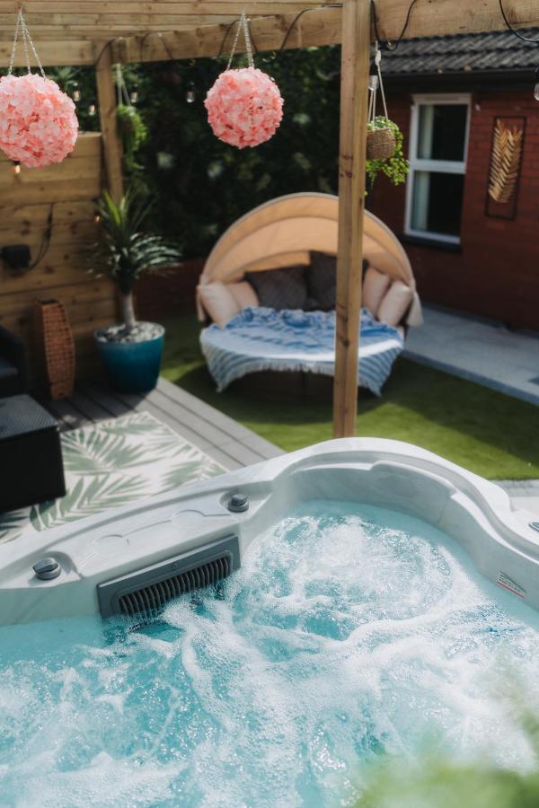 Vila Cosy Hot Tub Getaway Bungalow Armagh Exteriér fotografie